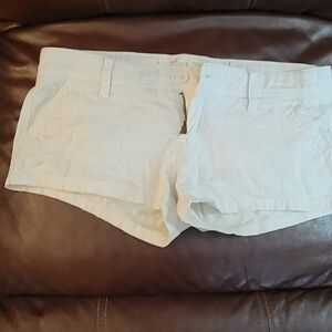 Hollister White Shorts Mini Size 5